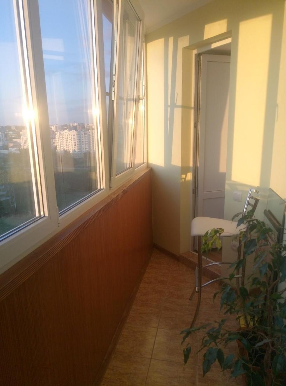 світло цілодобово просторі біля гідропарку топільче Apartment *